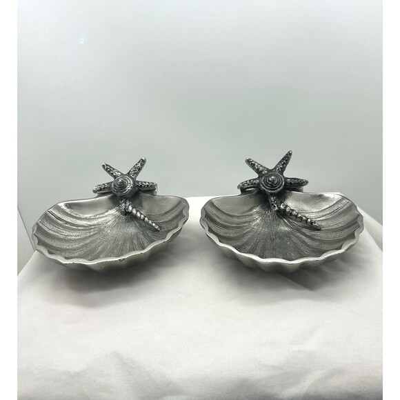Scalloped Aluminum with Matte Pewter Shell Ocean Beach Serving or Trinket Dish - Picture 1 of 6